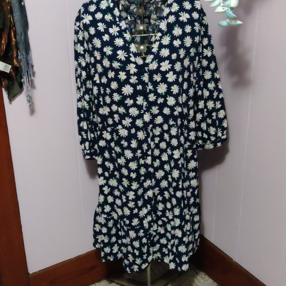 Daisy dress